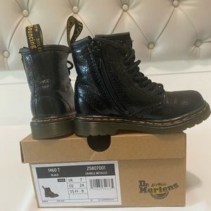 Dr Martens Crinkle Metallic ~ Size 8 US